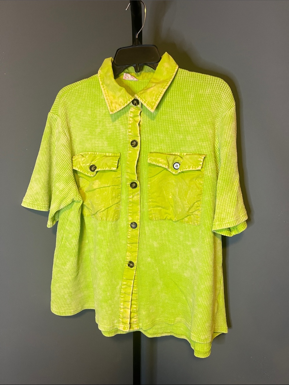 BiBi Neon Lime waffle knit Short-Sleeve Button-Down Shirt